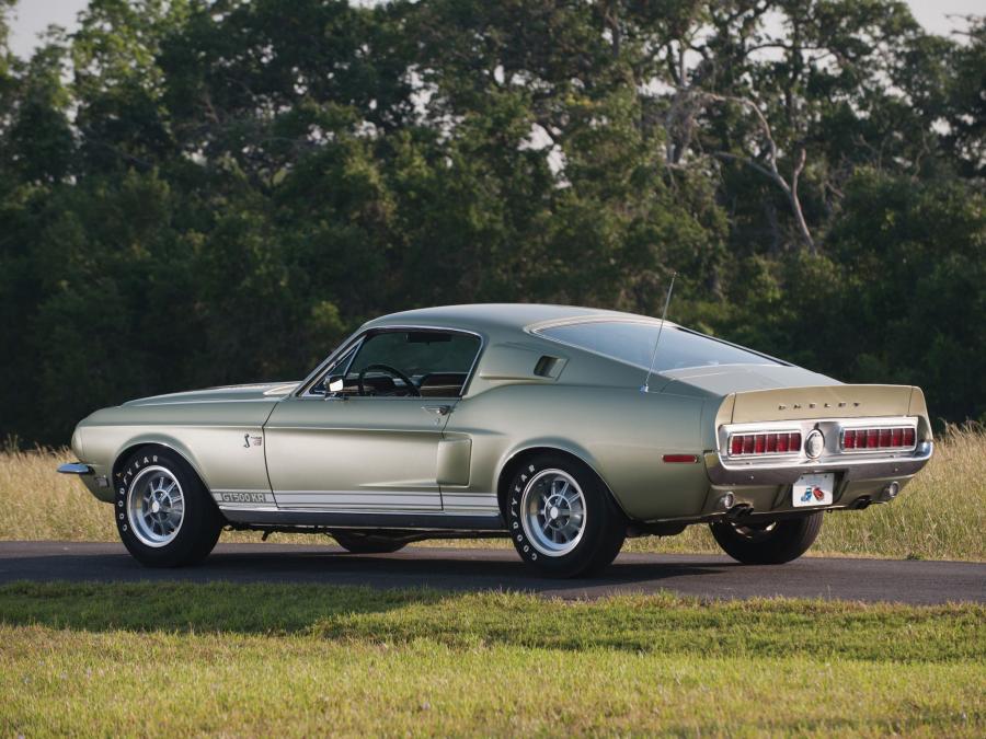  Shelby GT500 KR 1968 года  (фото 8 из 18)